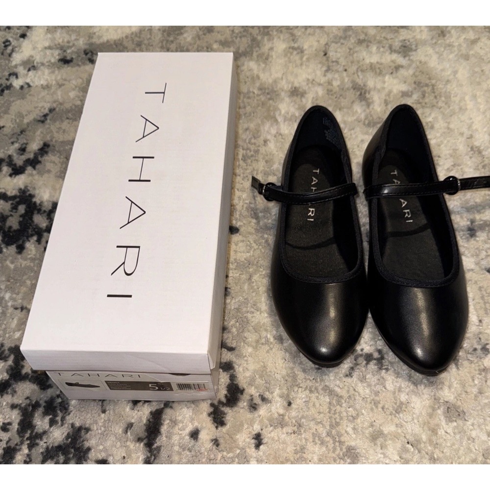 Tahari Vienna Black Faux Leather Slip On Ballet Women's Flats  Shoes Size 6